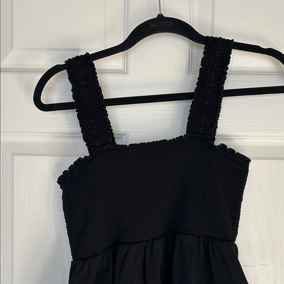 Black Dress - Picture 2 of 7